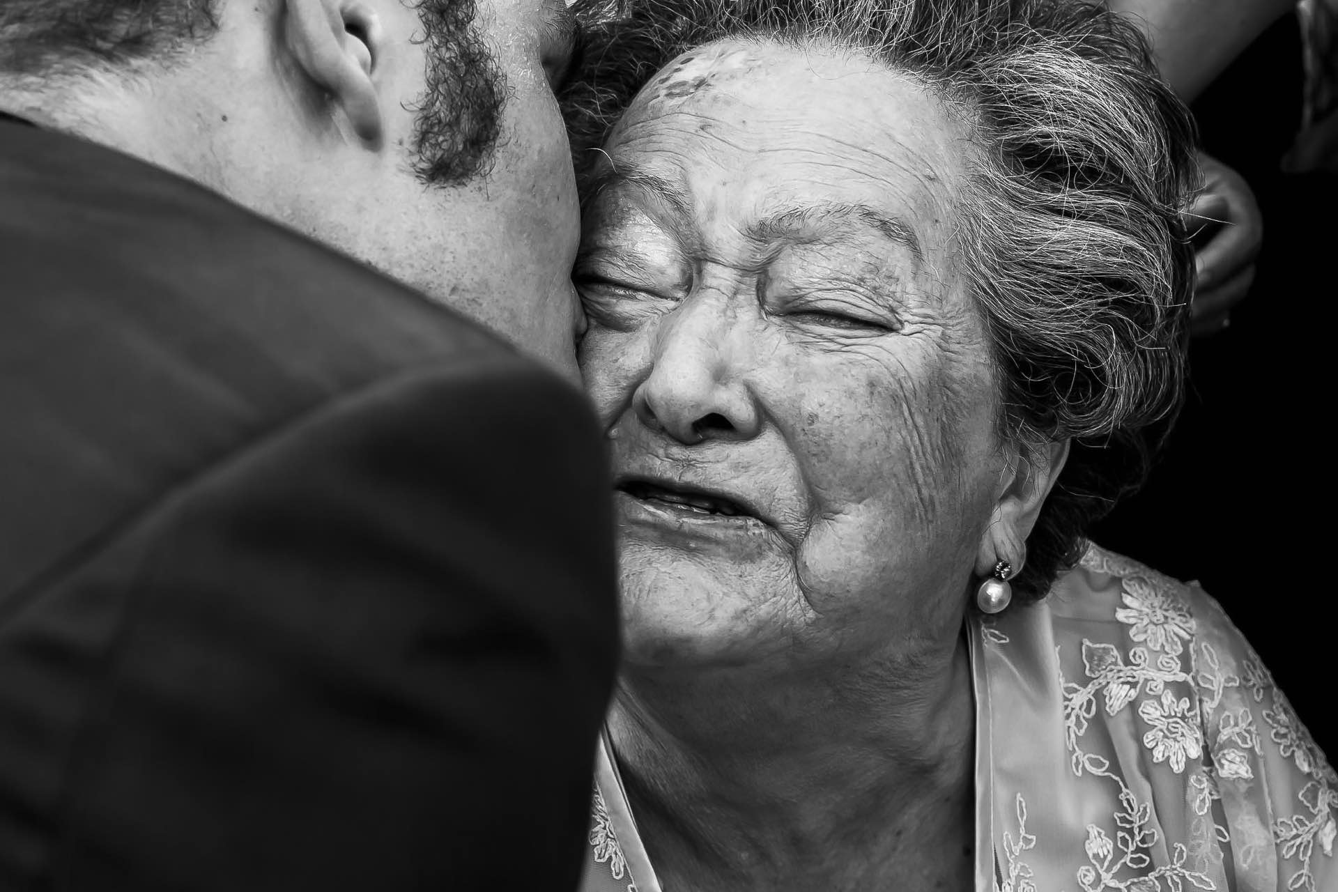 notblank-boda-abuela-Fotógrafo de boda-Malaposta-Portugal-Emoción-Lágrimas