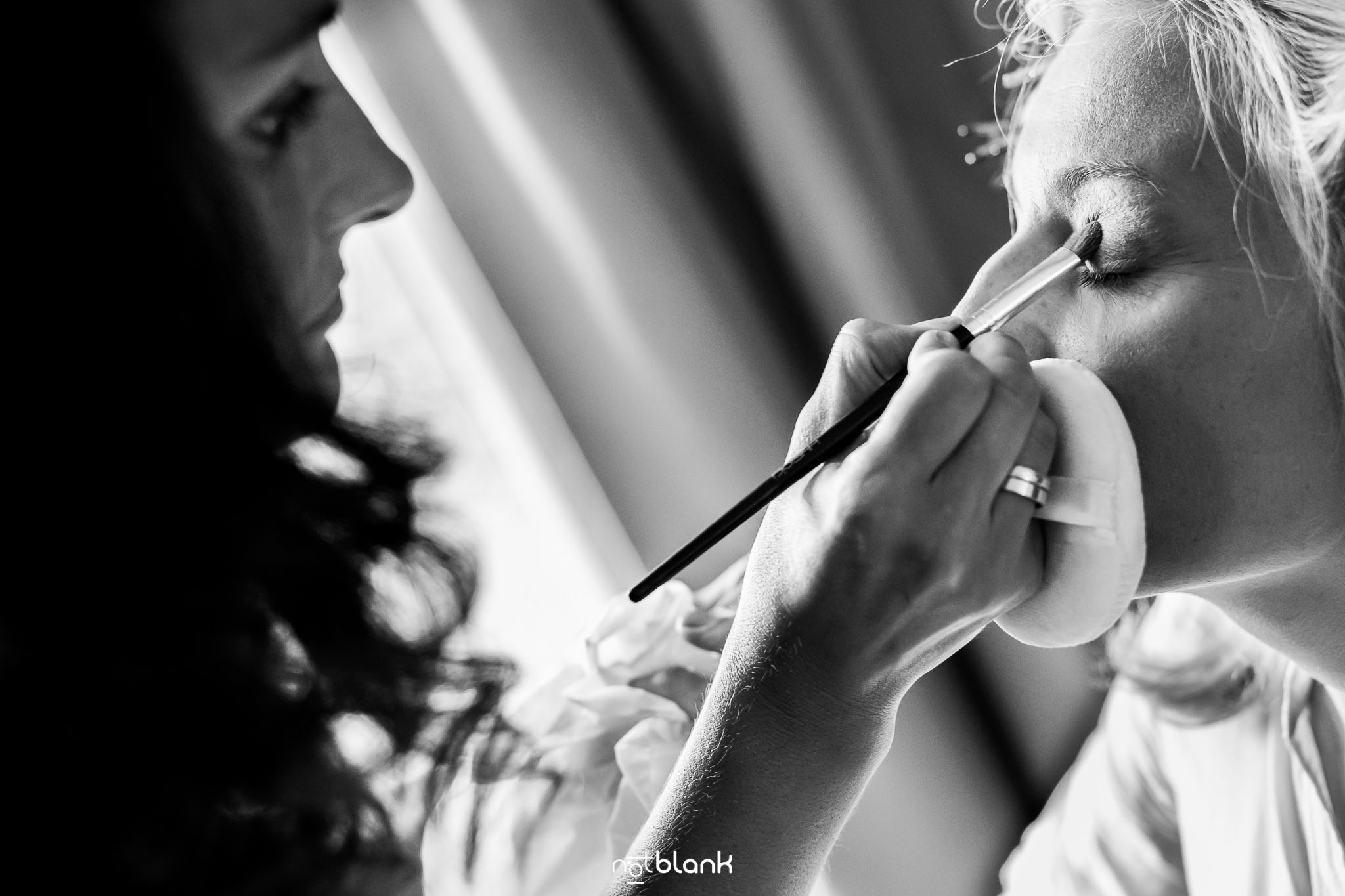 notblank-boda-Fotógrafos-de-boda-Parador Baiona-Bayona-Maquillaje-Maquilladora-Novia-Preparativos