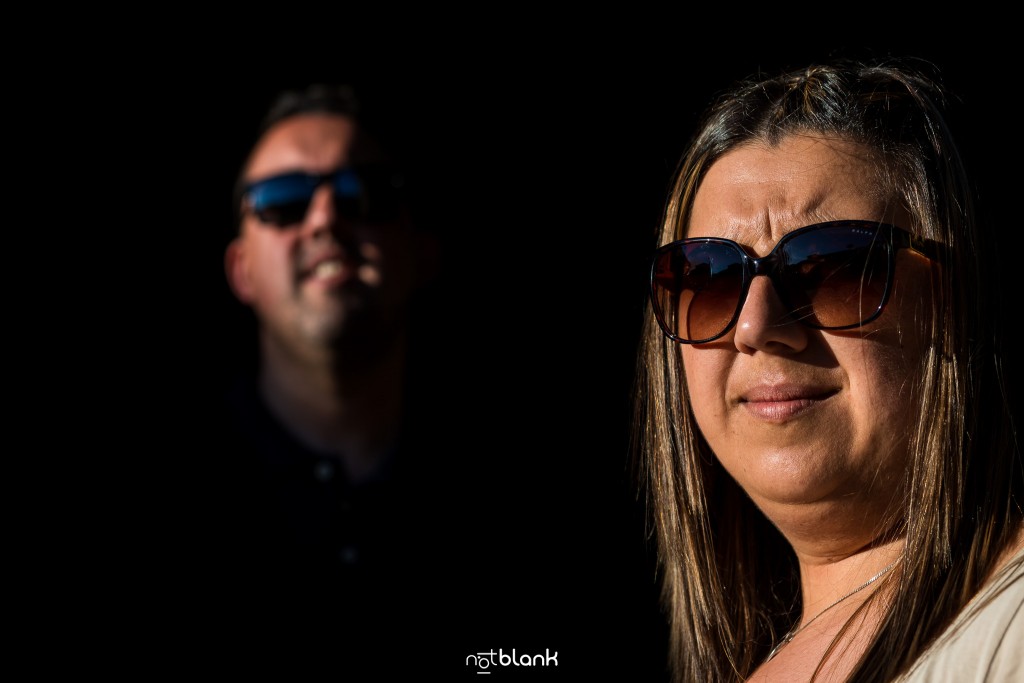 Preboda internacional en Valença do Minho. Retrato de los novios. Reportaje de sesión preboda realizado por Notblank fotógrafos de boda en Galicia.