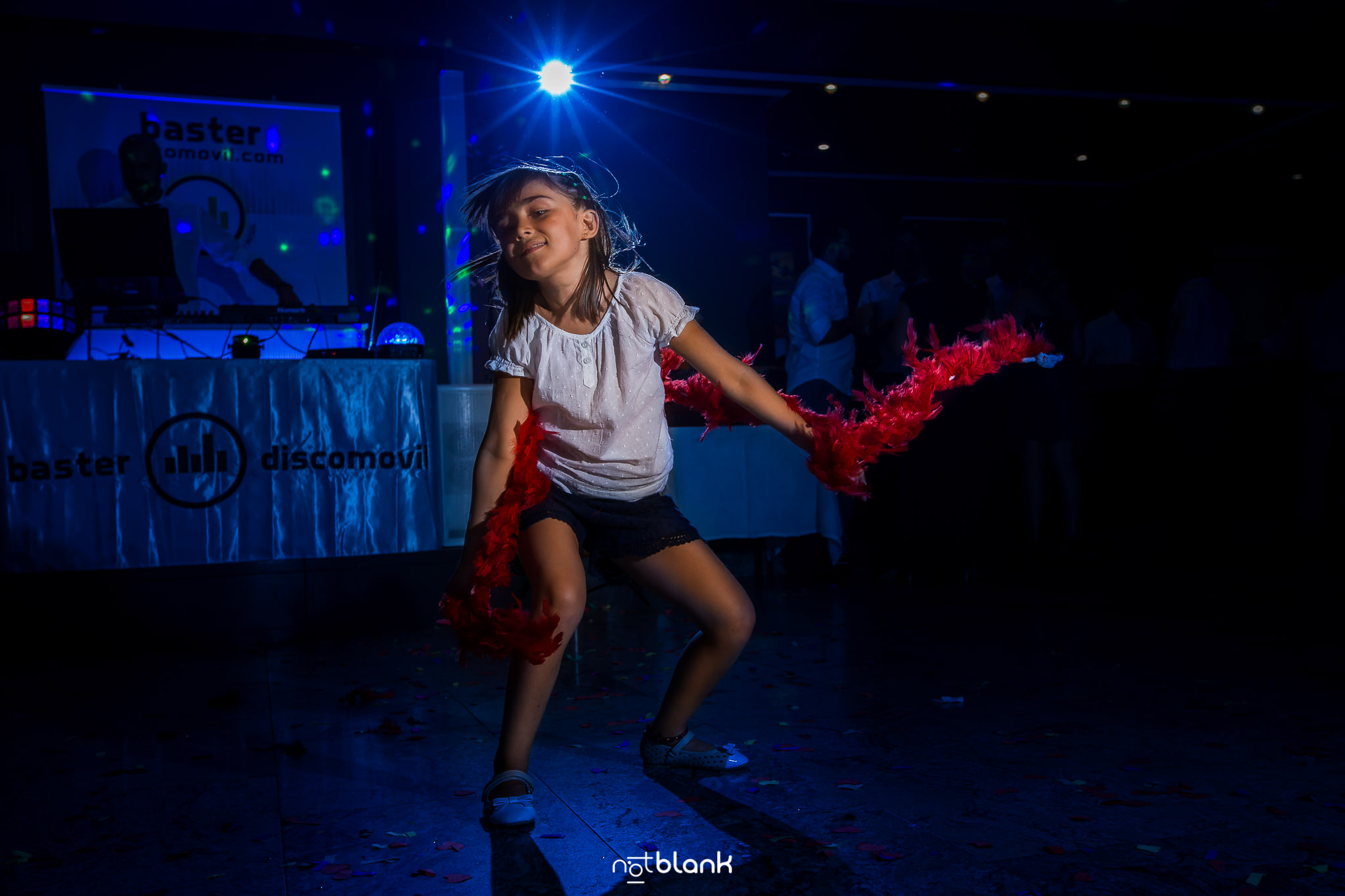 Fotos-De-Fiesta-Baile-Notblank-Fotografos-De-Boda-Galicia