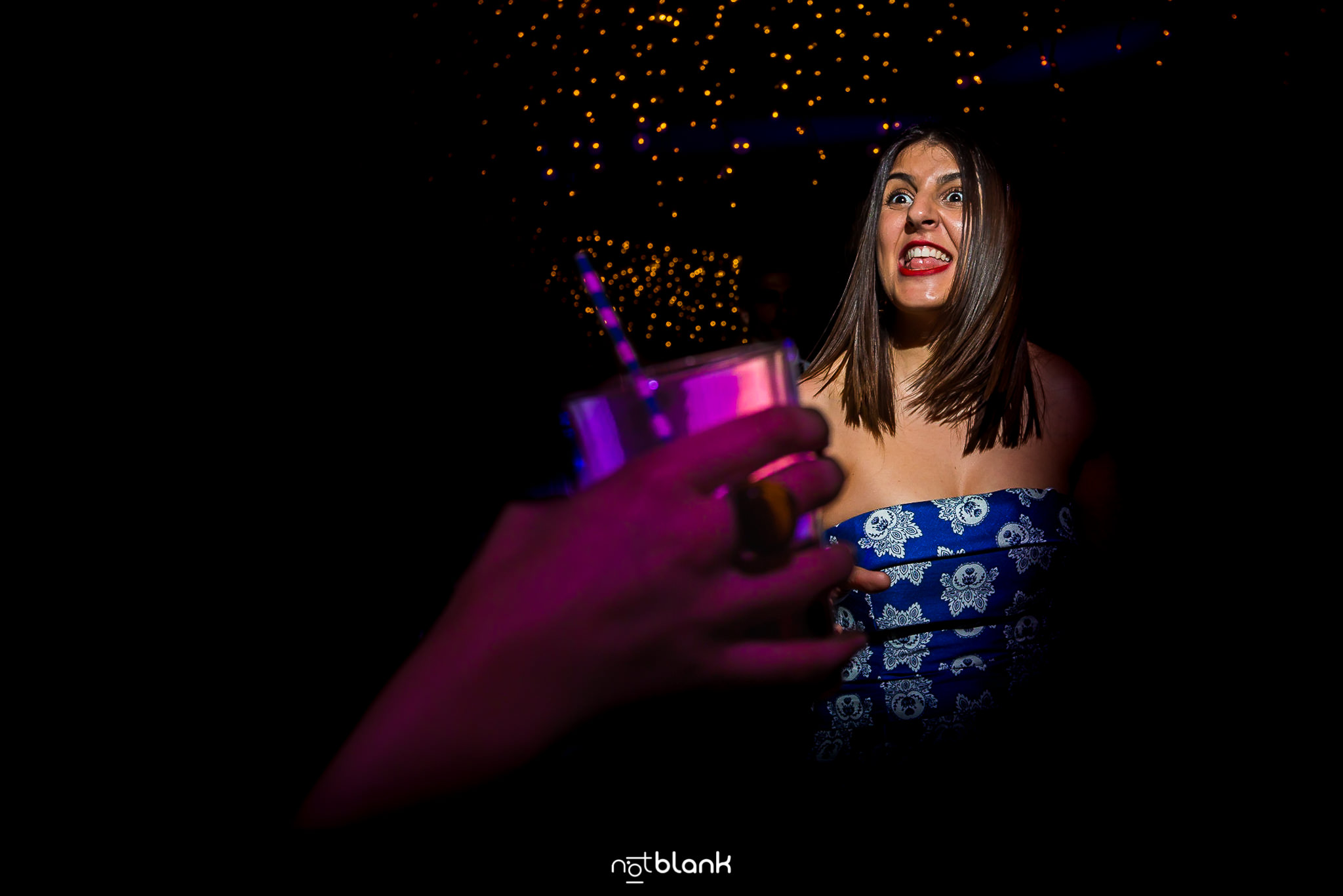 Fotos-De-Fiesta-Baile-Notblank-Fotografos-De-Boda-Galicia