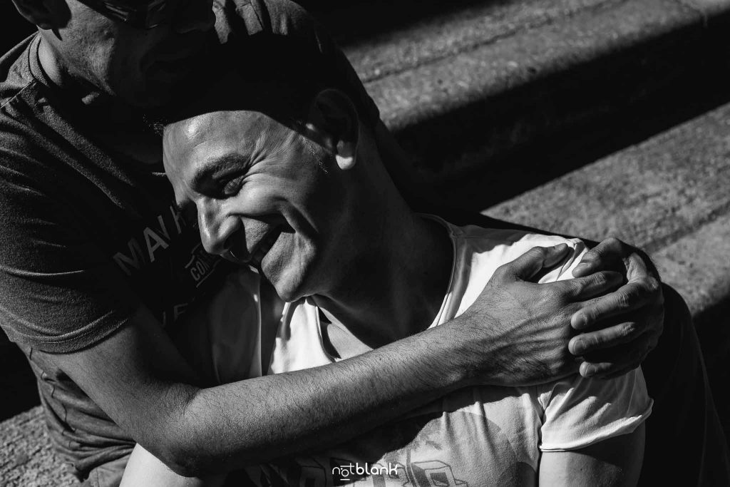 Sesion preboda gay en vigo realizada por Notblank fotógrafos de boda de Galicia