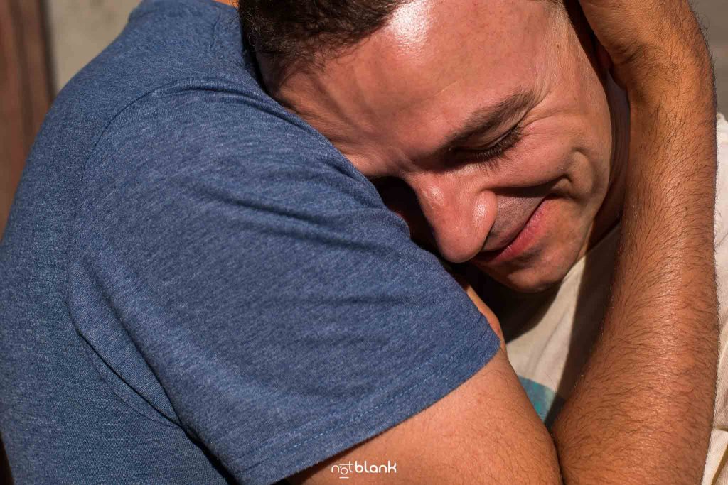 Sesion preboda gay en vigo realizada por Notblank fotógrafos de boda de Galicia