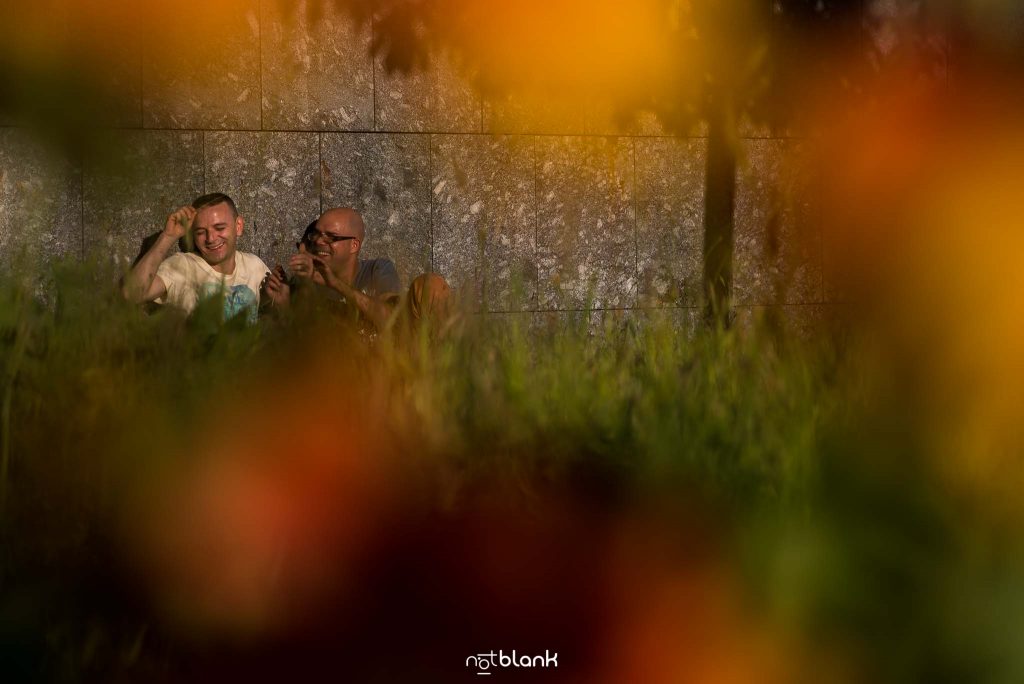 Sesion preboda gay en vigo realizada por Notblank fotógrafos de boda de Galicia